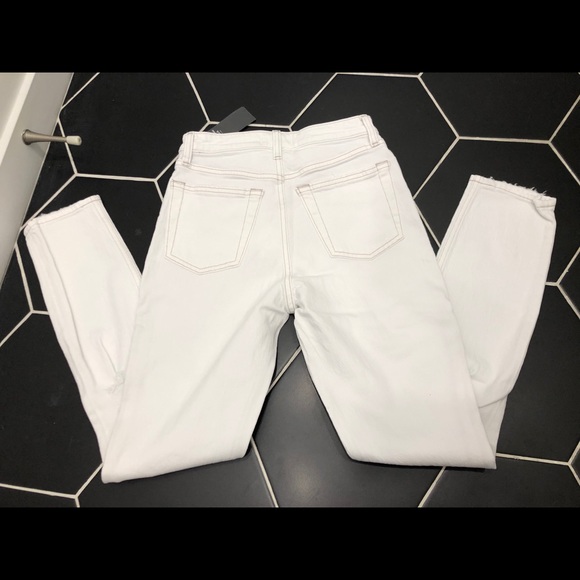 New Abercrombie and Fitch white  skinny jeans - Picture 7 of 8